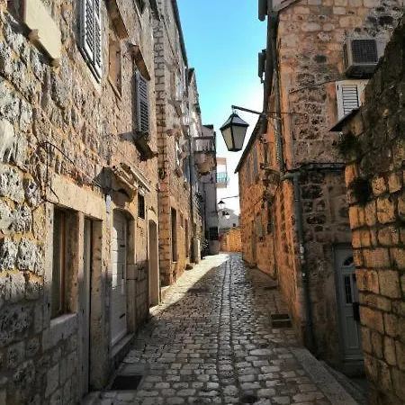 Riva * Hvar Town